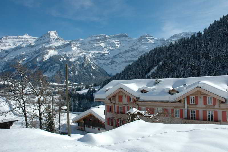 Swiss Historic Du Pillon 3*