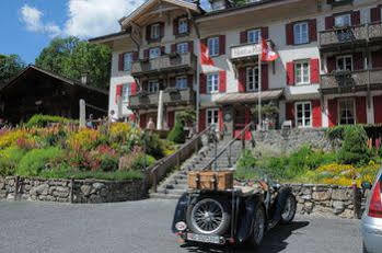 Hotel Swiss Historic Du Pillon 3*